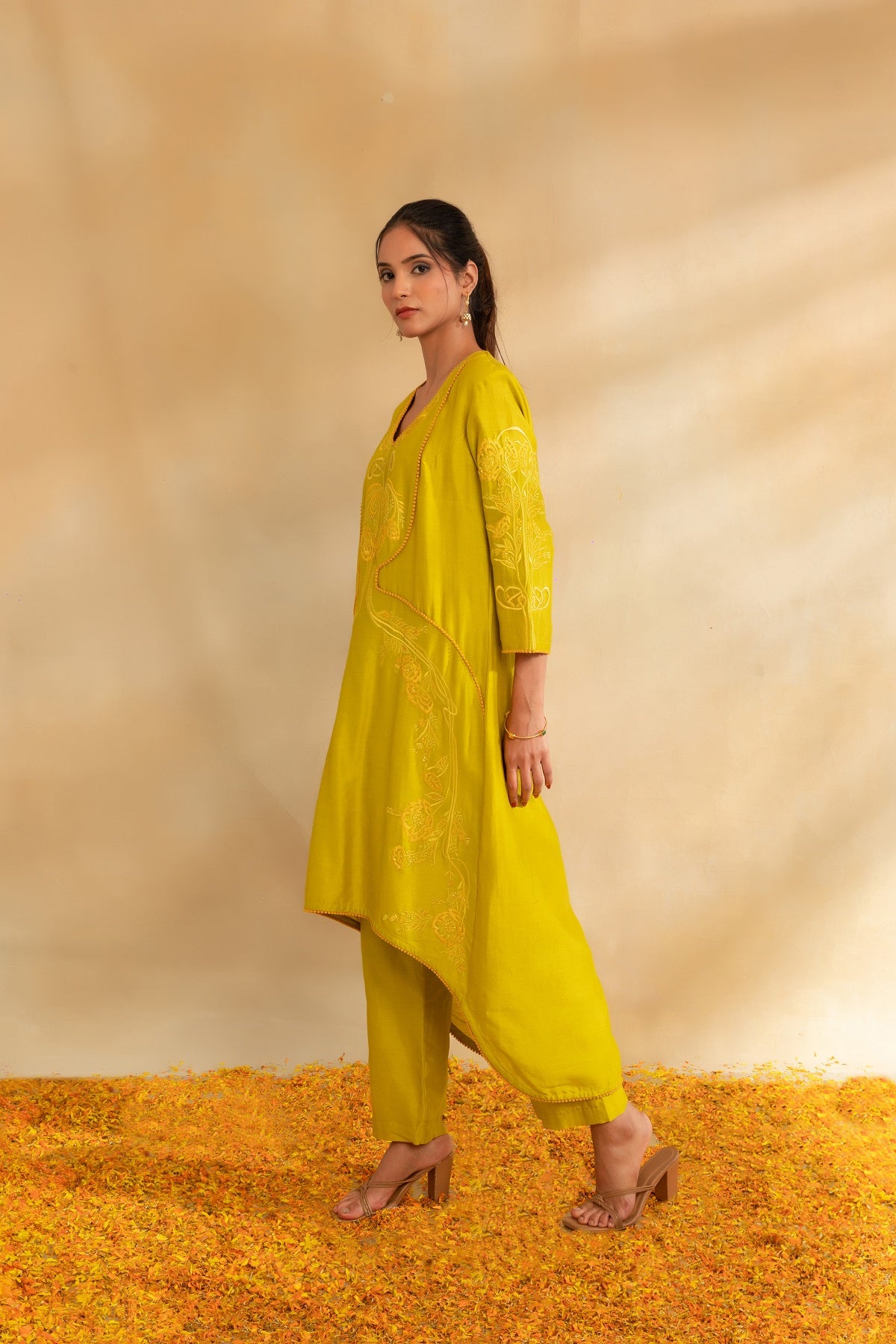 Lemon green Silk chanderi tunic set and pant