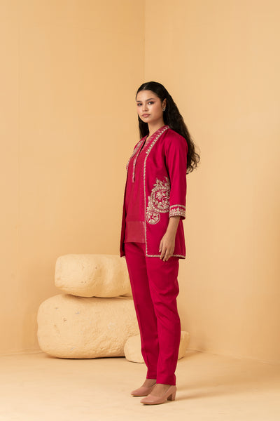 Fuschia modal satin jacket with sleeveless chanderi top with self zari and pants