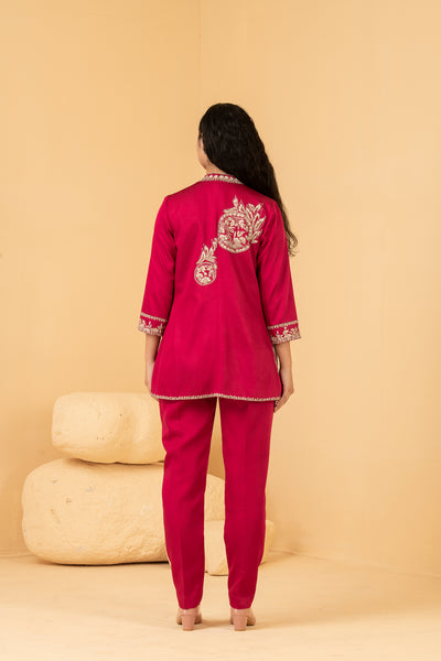 Fuschia modal satin jacket with sleeveless chanderi top with self zari and pants