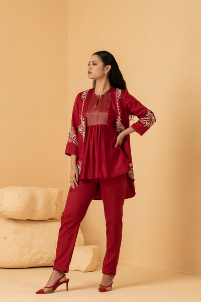 Red modal satin jacket with sleeveless chanderi top with self zari yoke and pants