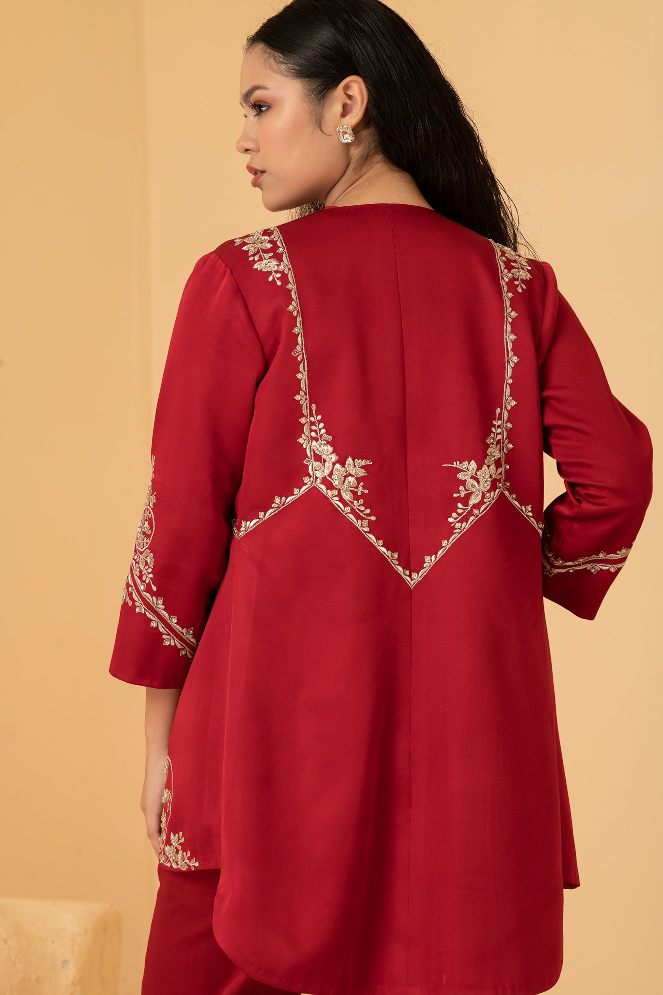 Red modal satin jacket with sleeveless chanderi top with self zari yoke and pants