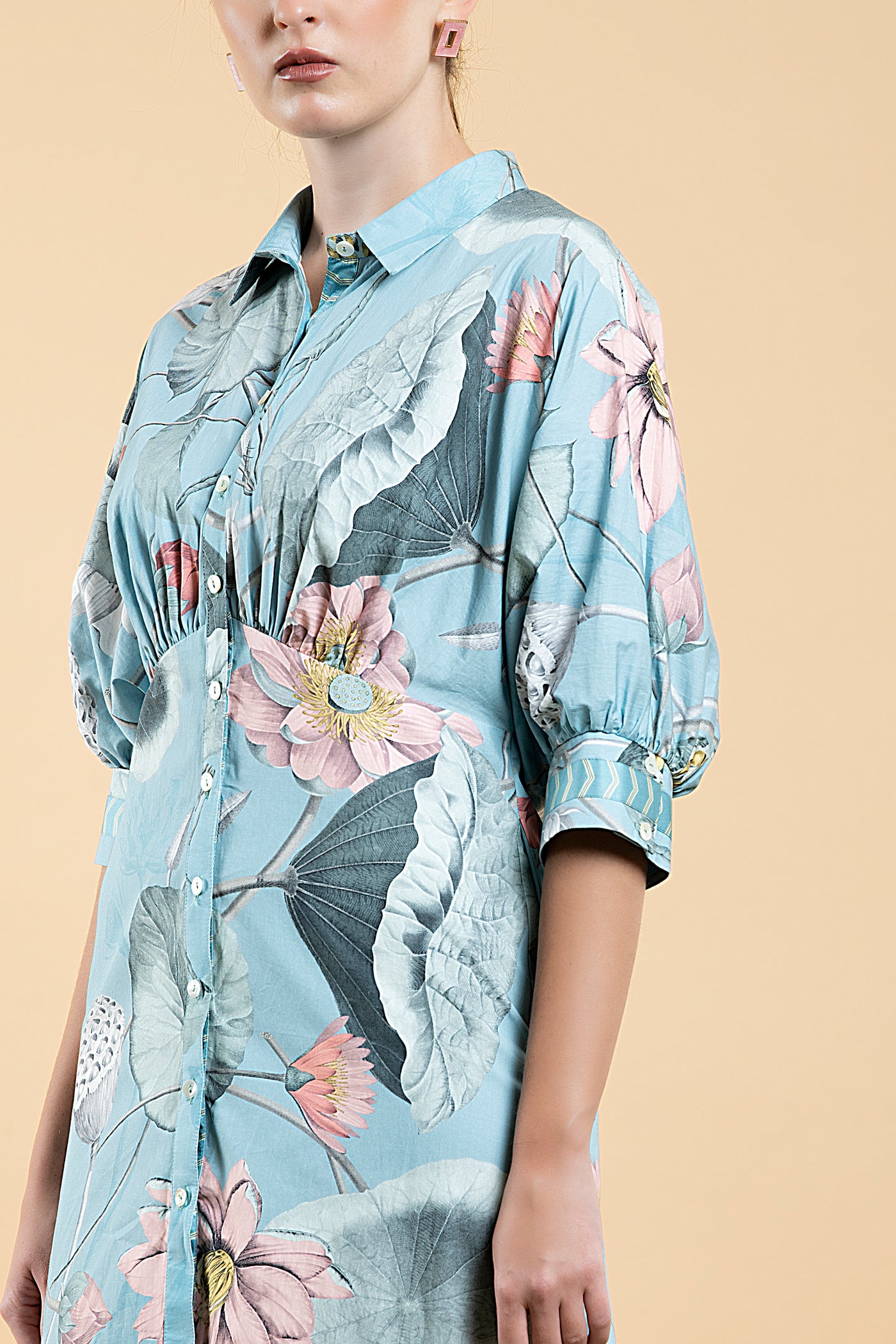 Nelumbo Fitted Shirt Dress