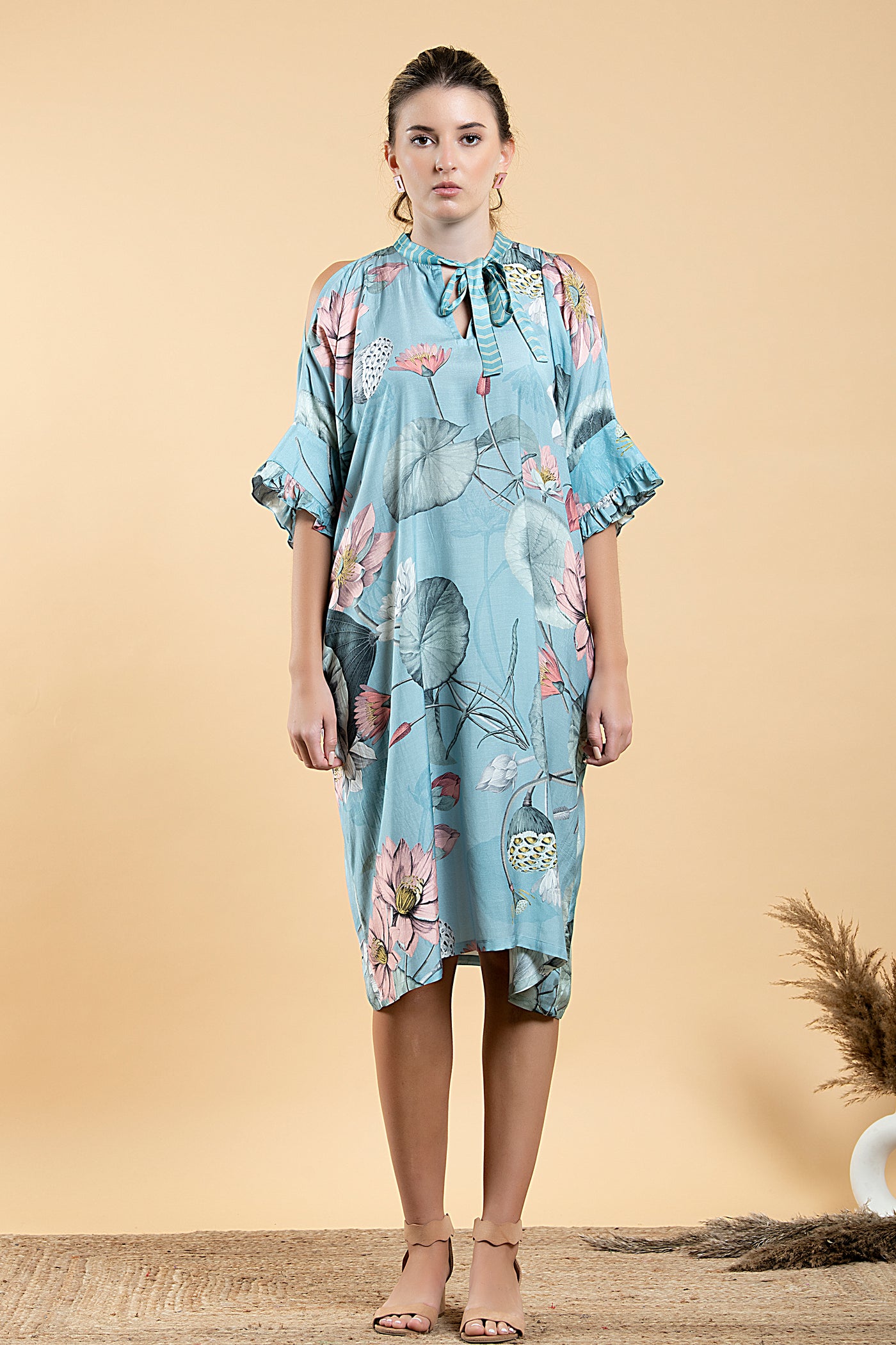 Nelumbo Kaftan Dress