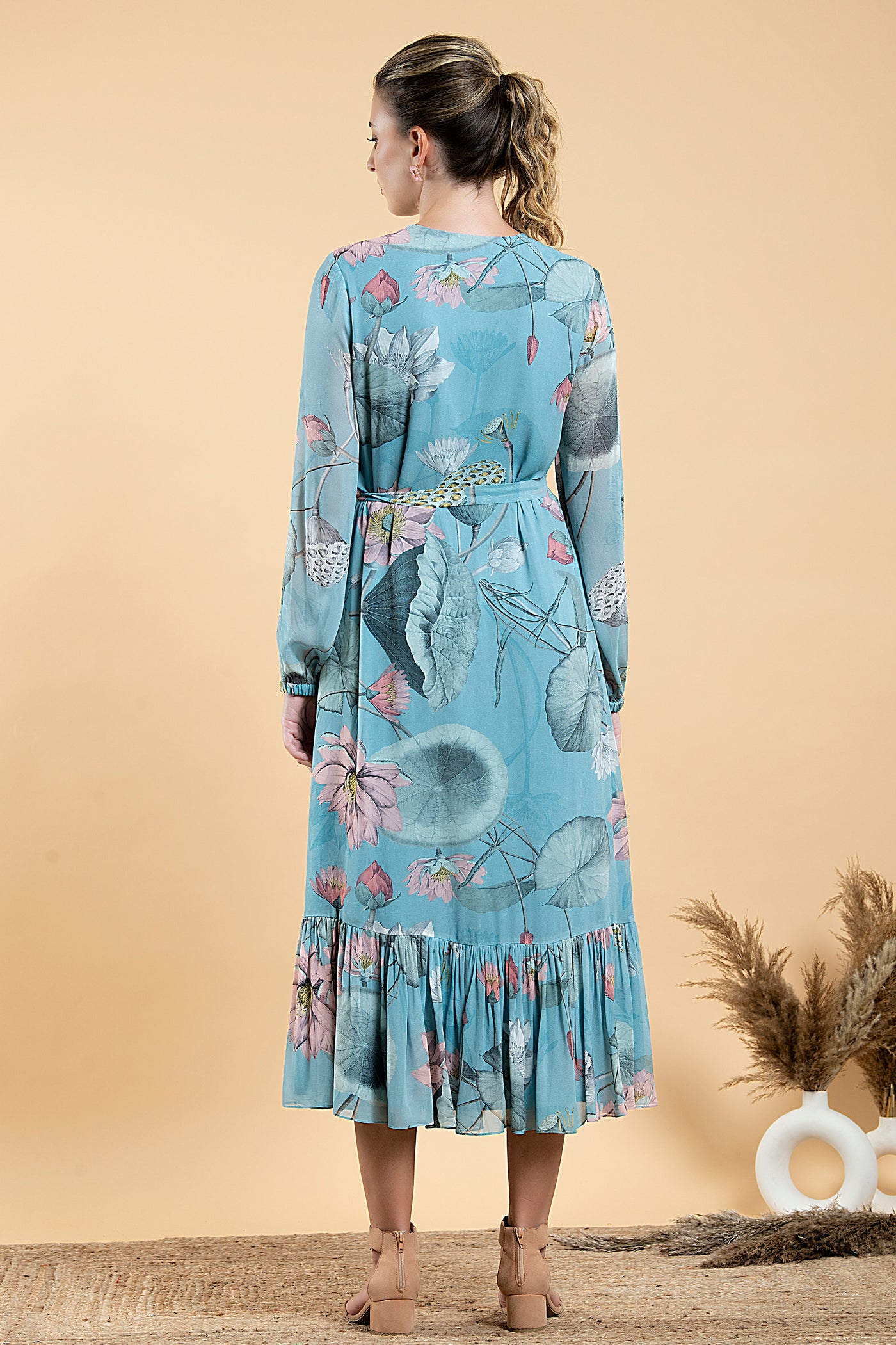 Nelumbo Long Dress